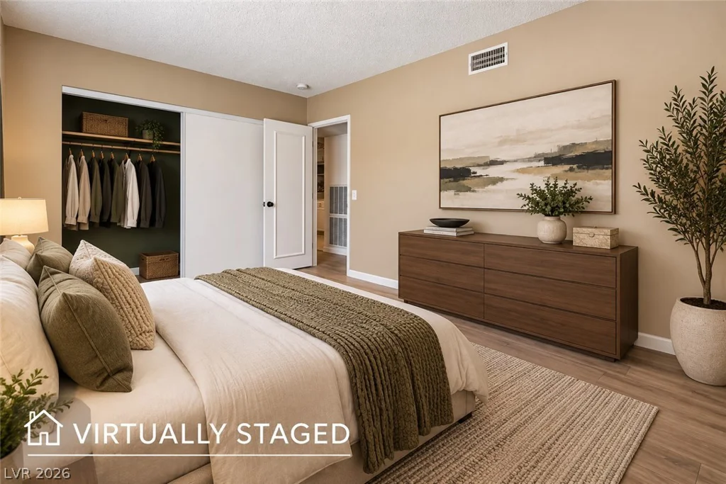 3823 Columbus, Las Vegas, NV 89121