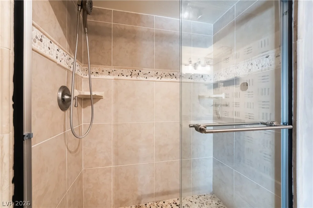 3823 Columbus, Las Vegas, NV 89121