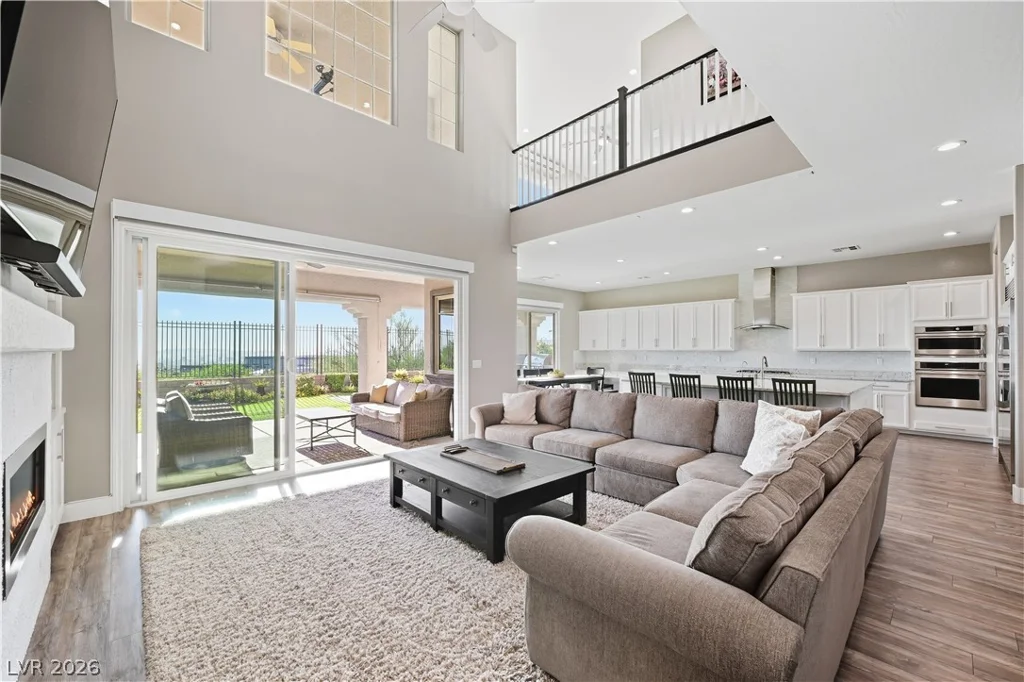 216 Highspring, Las Vegas, NV 89138