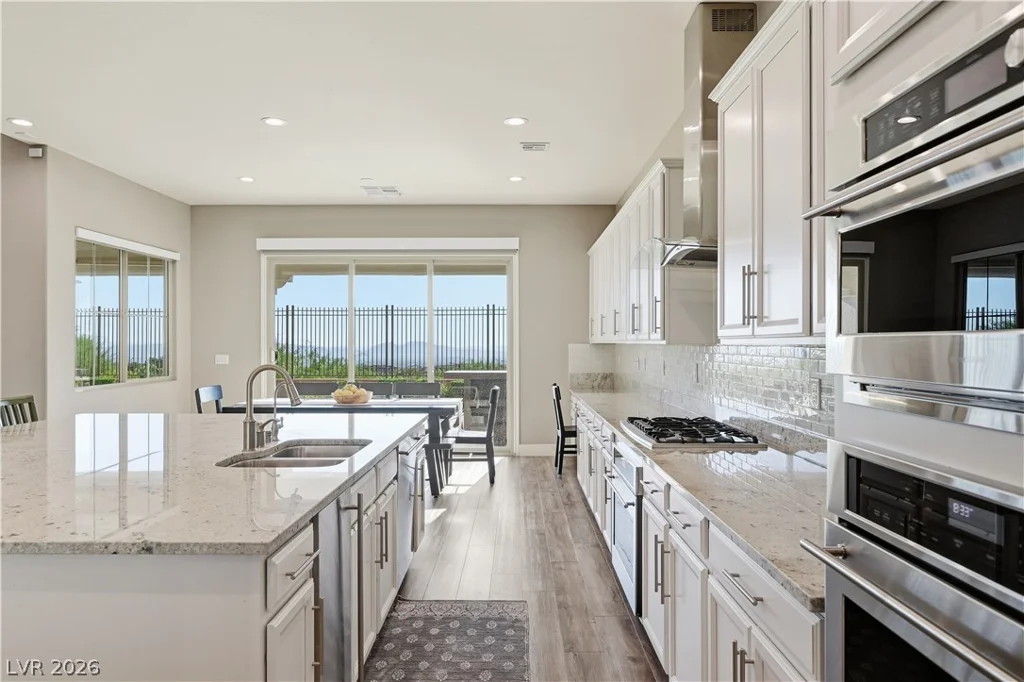 216 Highspring, Las Vegas, NV 89138