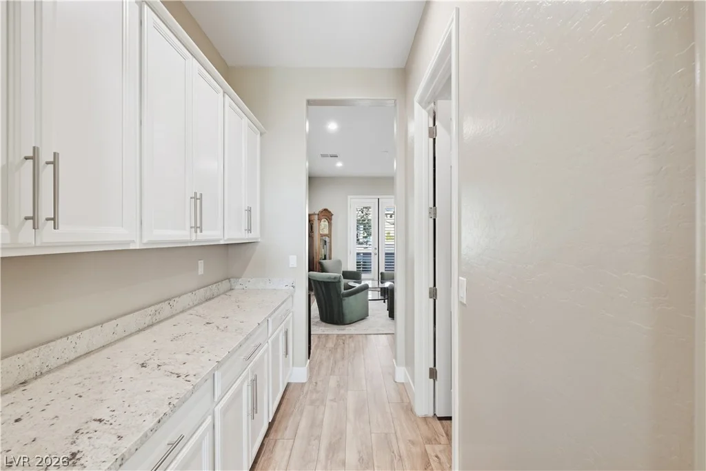 216 Highspring, Las Vegas, NV 89138