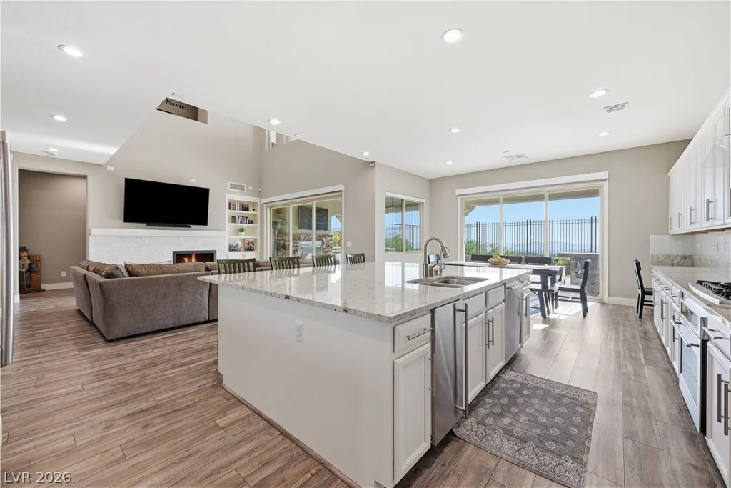 216 Highspring, Las Vegas, NV 89138