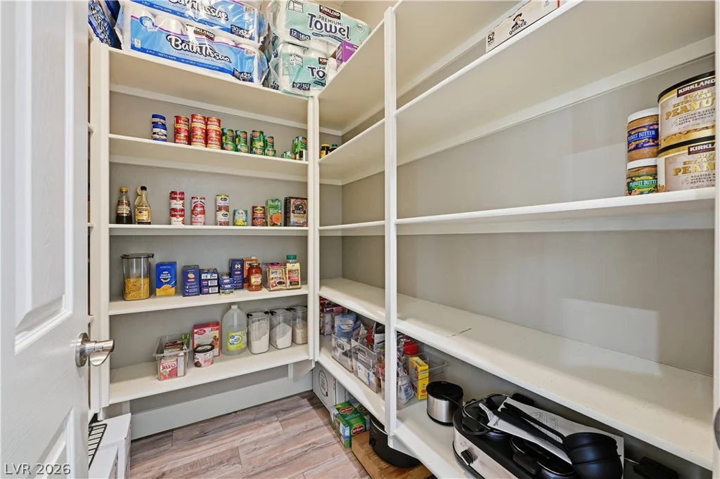 216 Highspring, Las Vegas, NV 89138