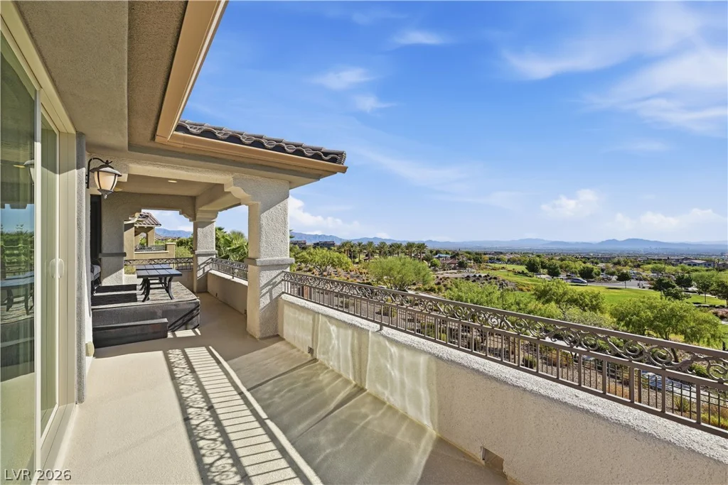 216 Highspring, Las Vegas, NV 89138
