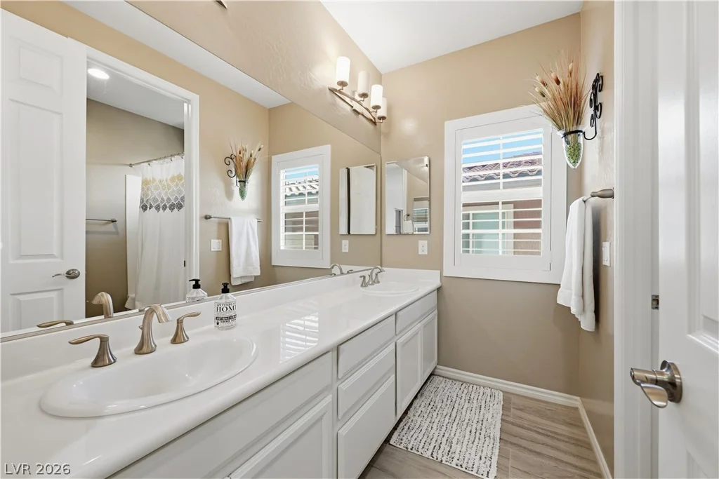 216 Highspring, Las Vegas, NV 89138