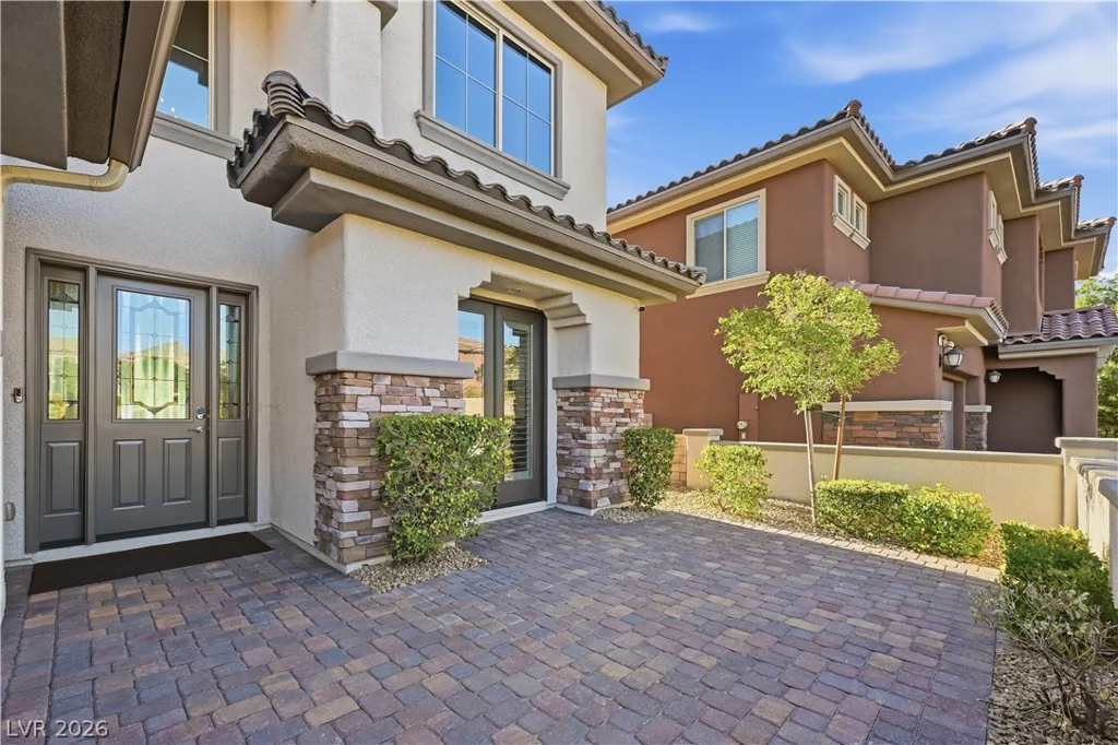 216 Highspring, Las Vegas, NV 89138