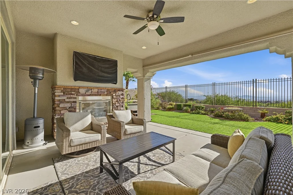 216 Highspring, Las Vegas, NV 89138