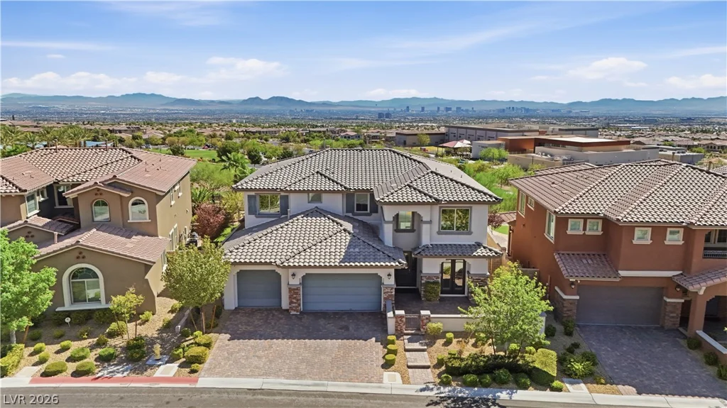 216 Highspring, Las Vegas, NV 89138