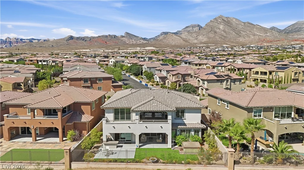 216 Highspring, Las Vegas, NV 89138