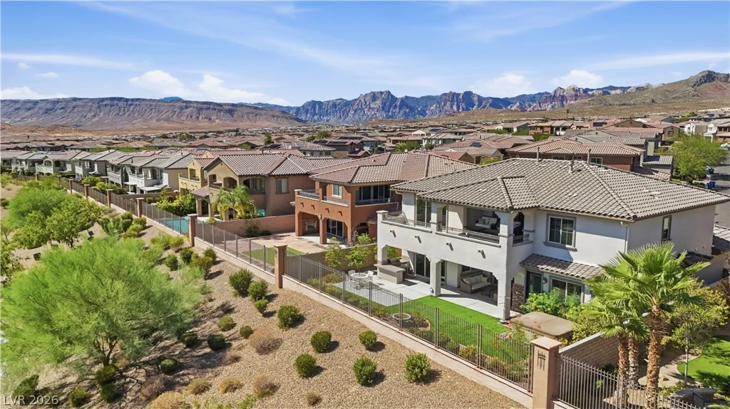 216 Highspring, Las Vegas, NV 89138