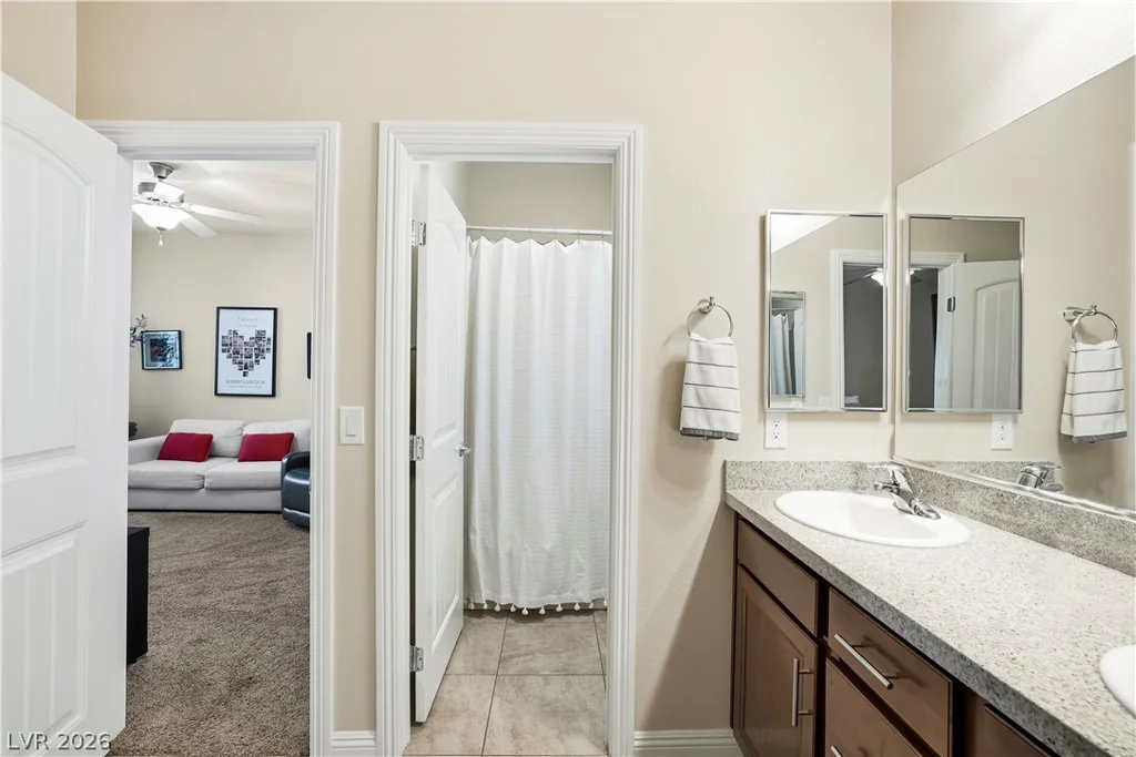 6217 Starflare, Las Vegas, NV 89148