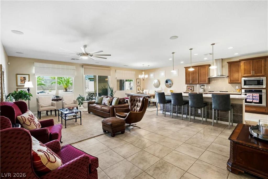 6217 Starflare, Las Vegas, NV 89148
