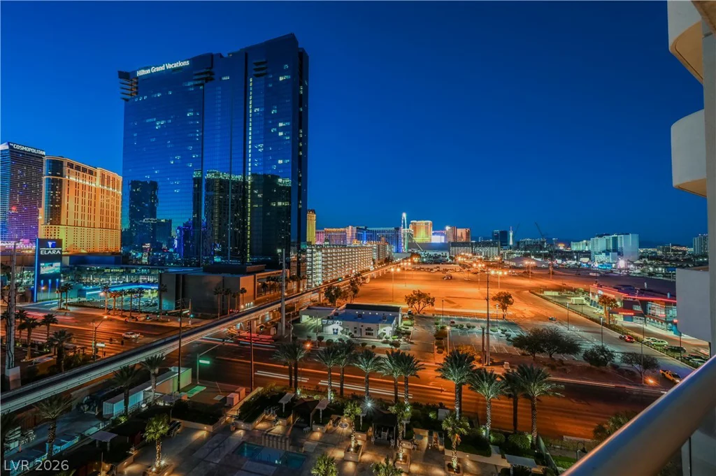 125 HARMON, Las Vegas, NV 89109