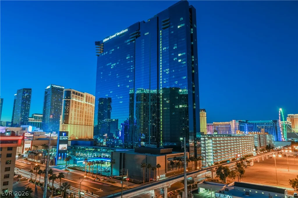 125 HARMON, Las Vegas, NV 89109