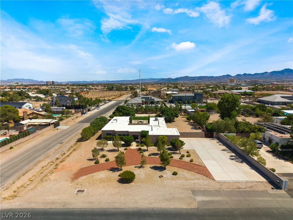 9120 Mohawk, Las Vegas, NV 89139