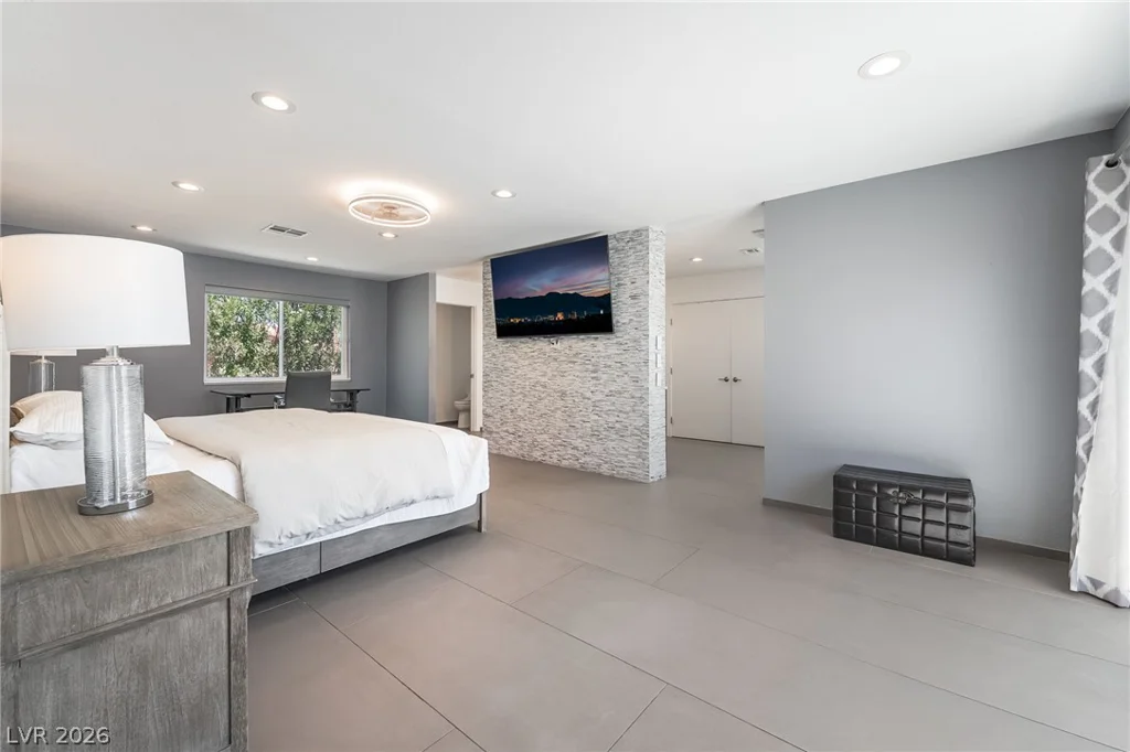 9120 Mohawk, Las Vegas, NV 89139