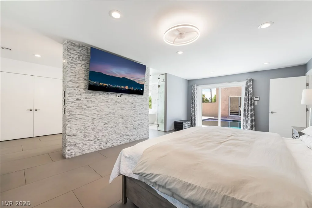 9120 Mohawk, Las Vegas, NV 89139