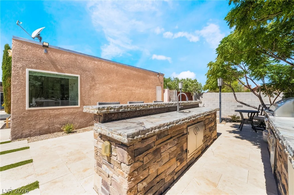 9120 Mohawk, Las Vegas, NV 89139