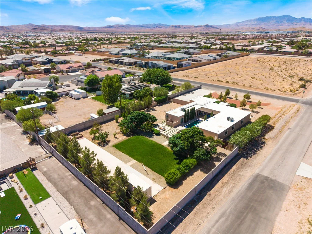 9120 Mohawk, Las Vegas, NV 89139