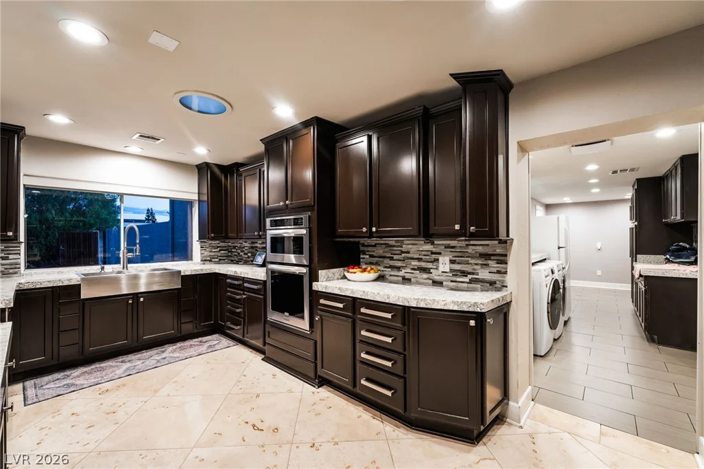 9120 Mohawk, Las Vegas, NV 89139