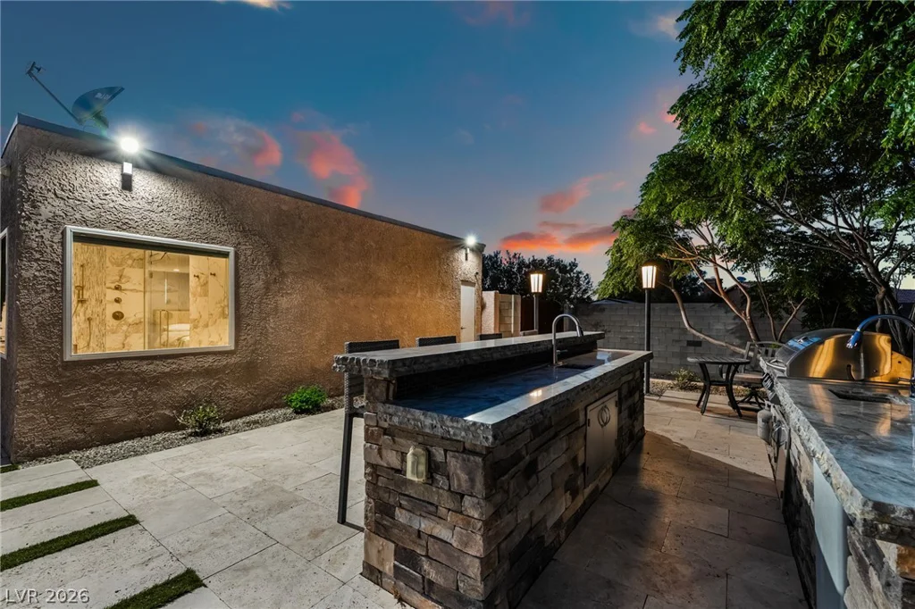 9120 Mohawk, Las Vegas, NV 89139