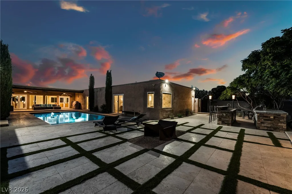 9120 Mohawk, Las Vegas, NV 89139