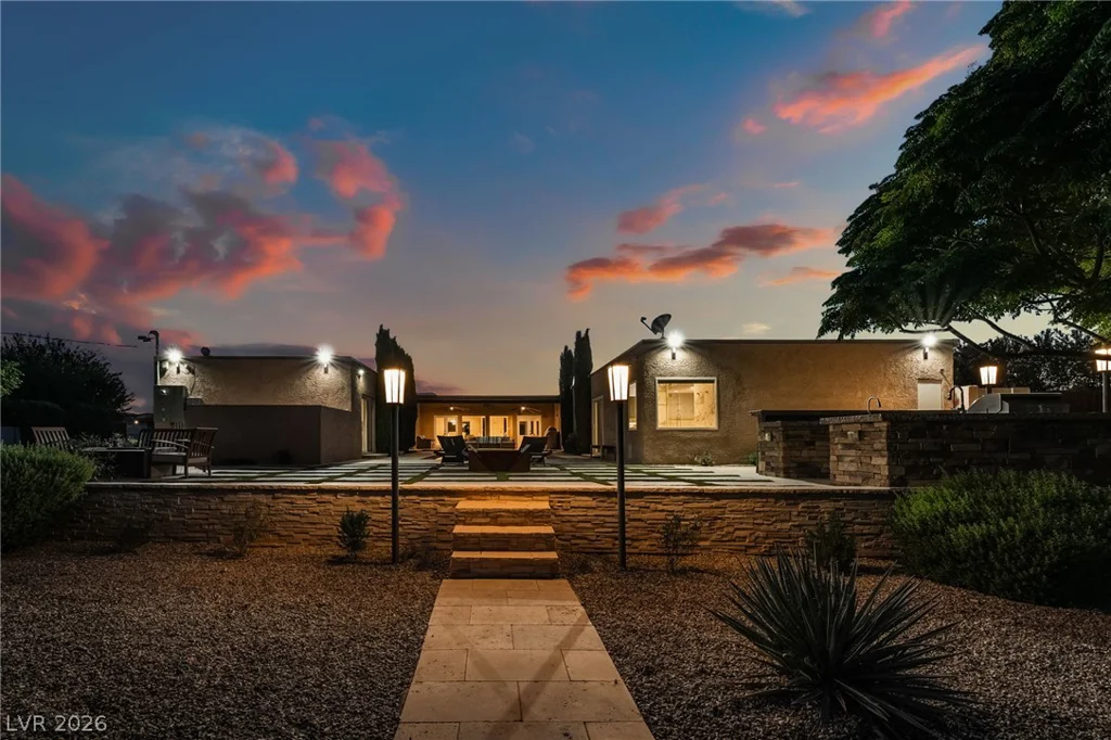9120 Mohawk, Las Vegas, NV 89139