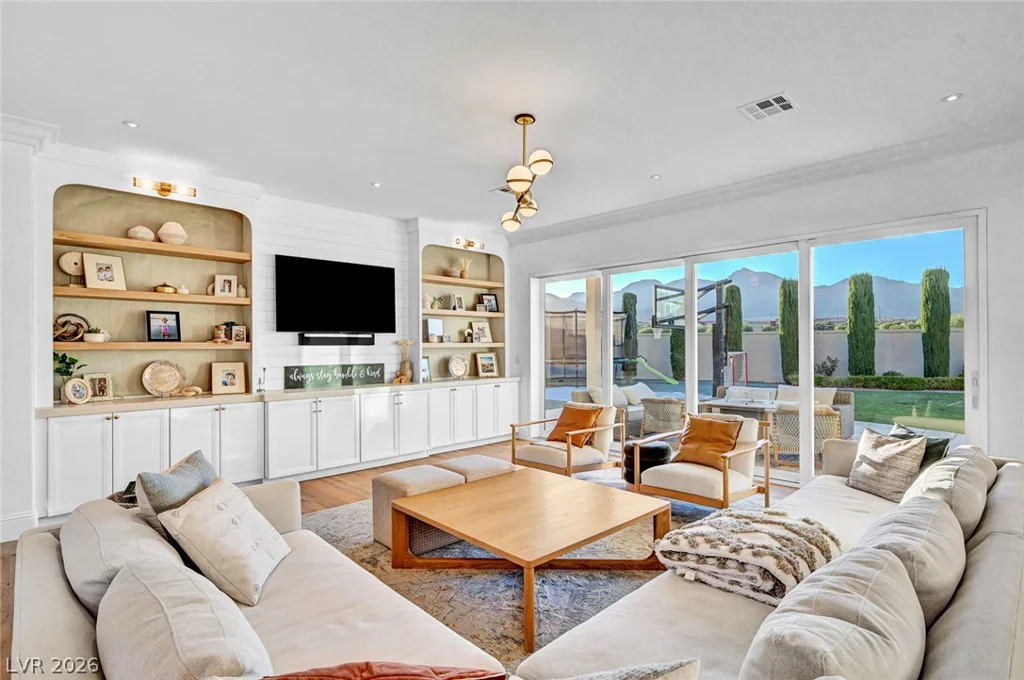1920 Alcova Ridge, Las Vegas, NV 89135