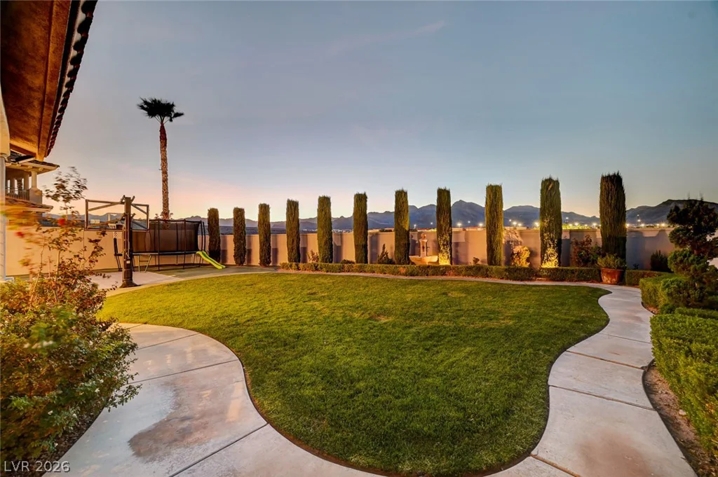 1920 Alcova Ridge, Las Vegas, NV 89135