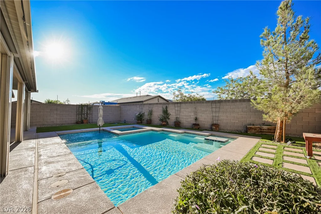 4321 Meline, North Las Vegas, NV 89084