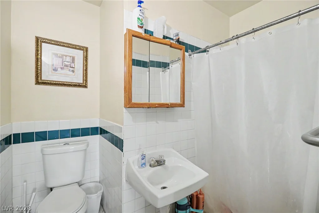 1905 17th, Las Vegas, NV 89104