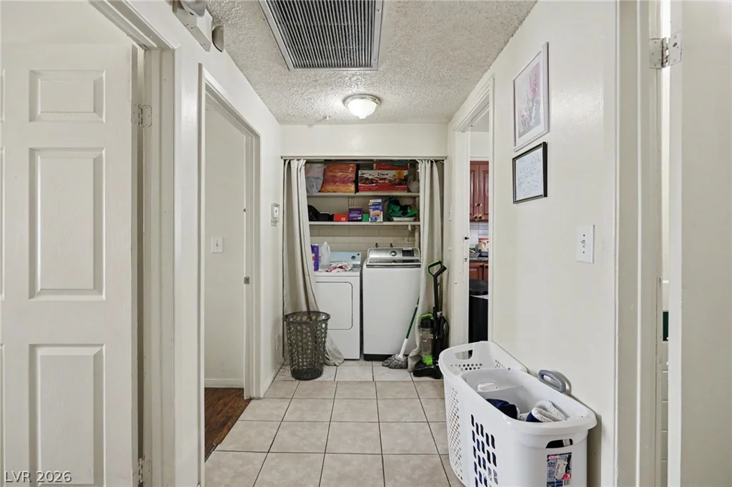1905 17th, Las Vegas, NV 89104