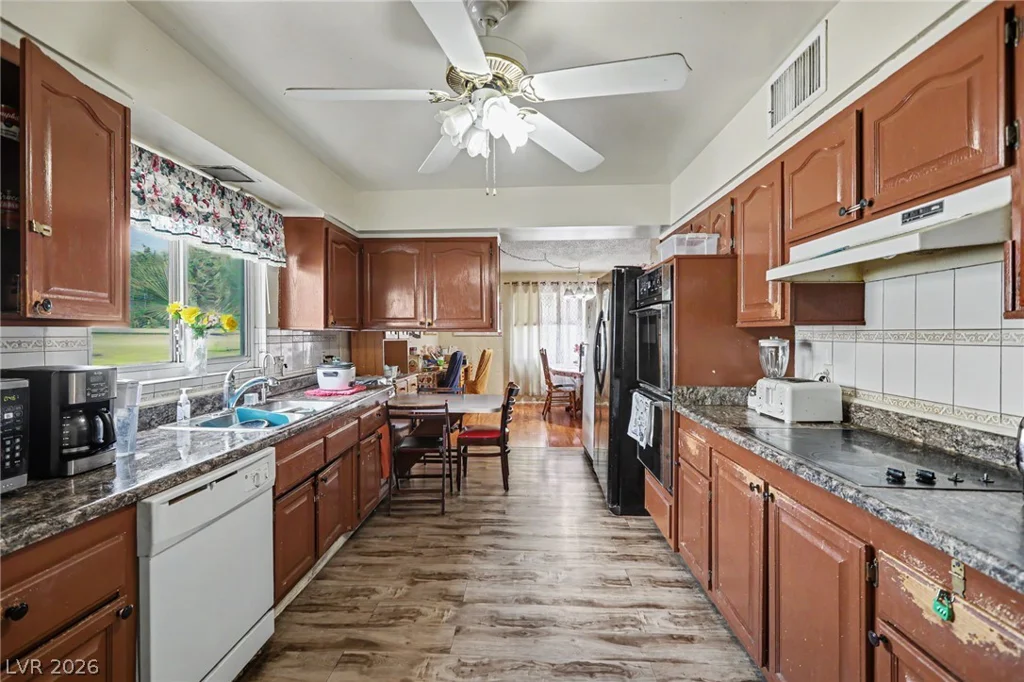 1905 17th, Las Vegas, NV 89104
