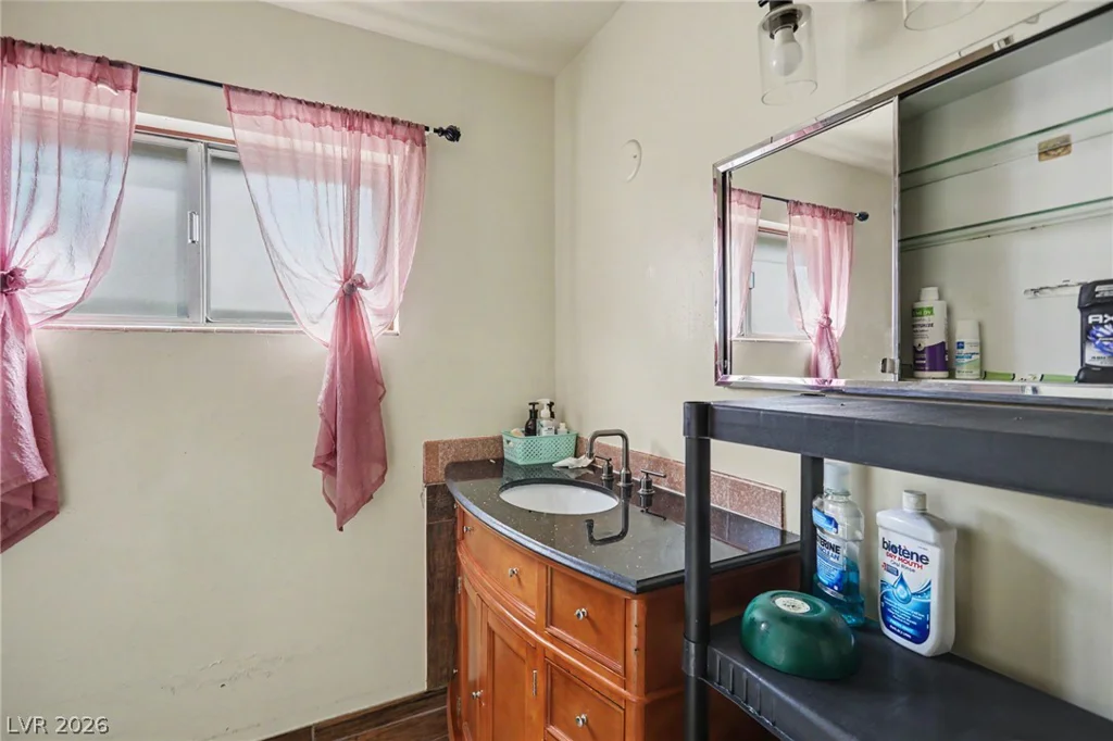 1905 17th, Las Vegas, NV 89104