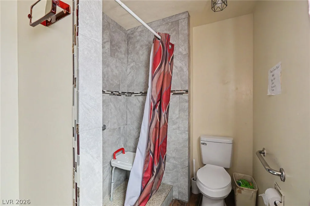 1905 17th, Las Vegas, NV 89104