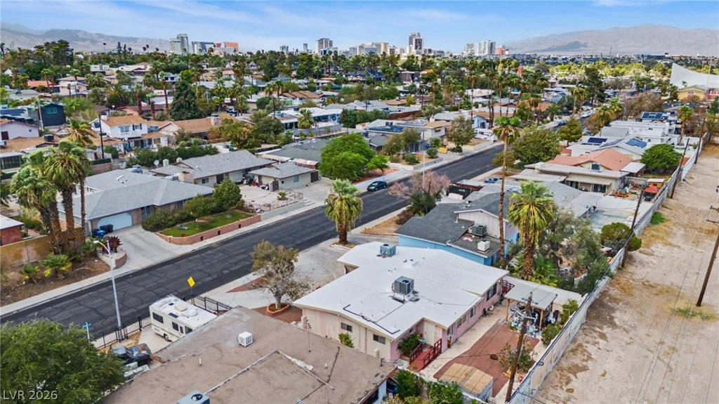 1905 17th, Las Vegas, NV 89104