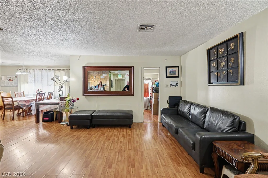 1905 17th, Las Vegas, NV 89104