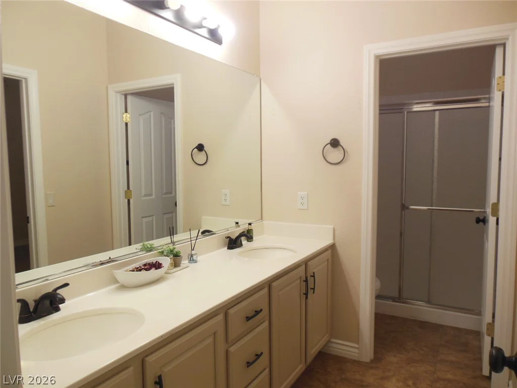 9865 Masterpiece, Las Vegas, NV 89148