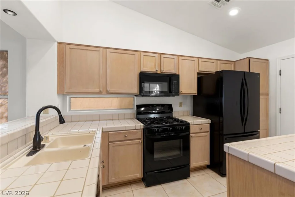 1604 Blanco, North Las Vegas, NV 89031
