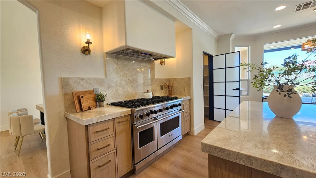1821 Corta Bella, Las Vegas, NV 89134