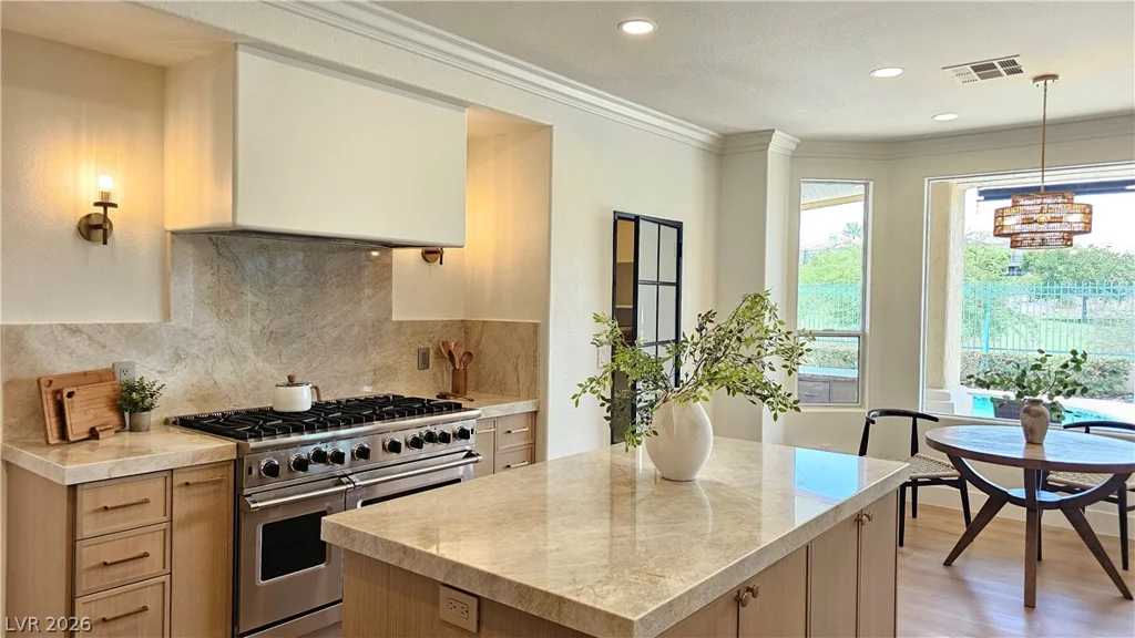 1821 Corta Bella, Las Vegas, NV 89134