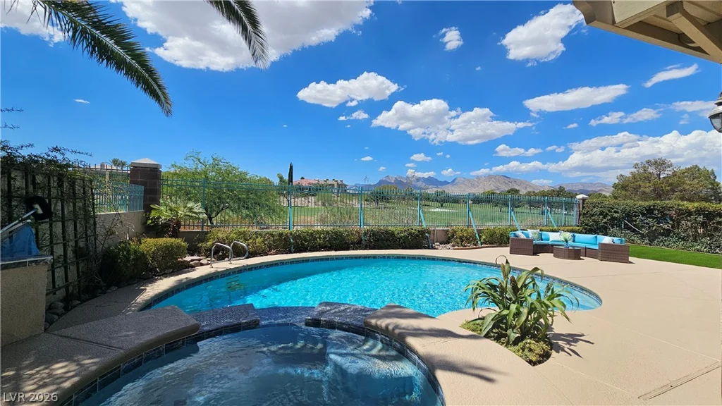 1821 Corta Bella, Las Vegas, NV 89134