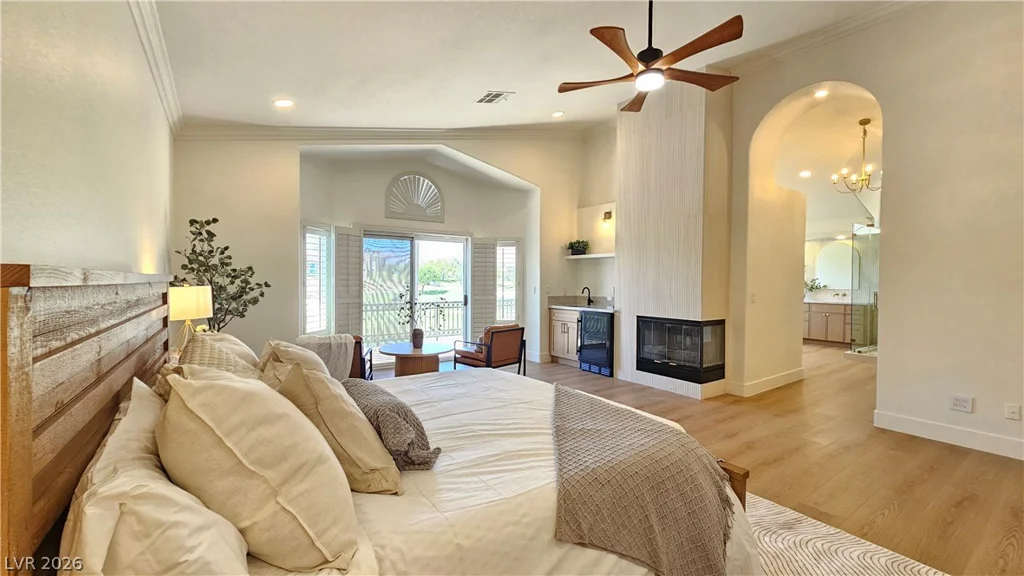 1821 Corta Bella, Las Vegas, NV 89134