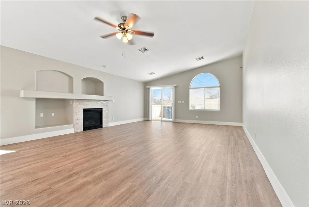 6059 Camden Cove, North Las Vegas, NV 89081