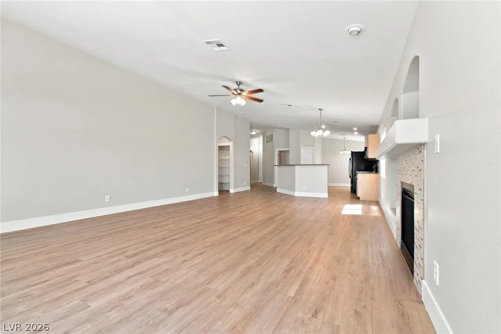 6059 Camden Cove, North Las Vegas, NV 89081