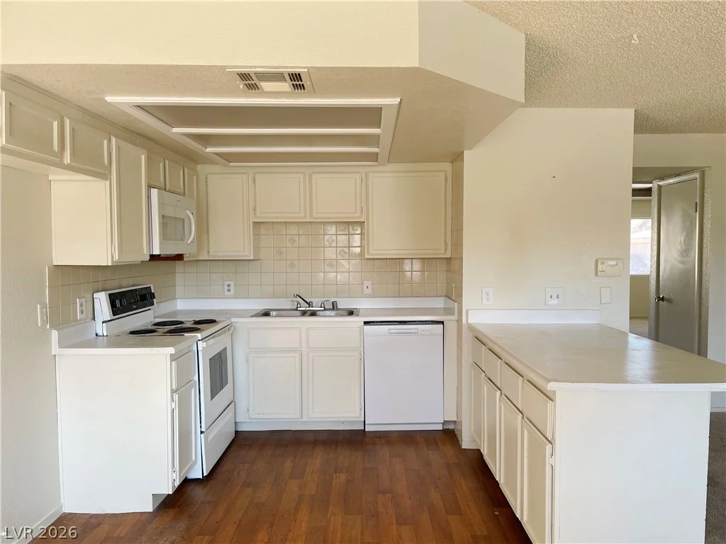 1104 Pinto Rock, Las Vegas, NV 89128