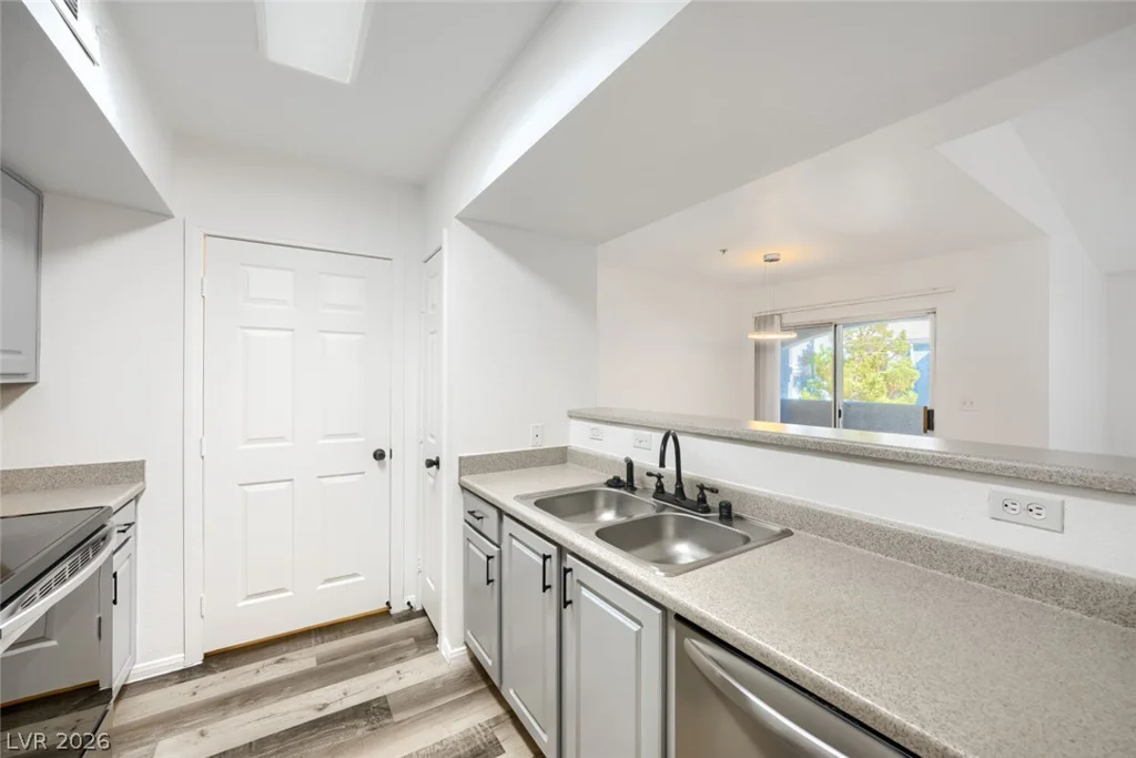 6955 Durango, Las Vegas, NV 89149