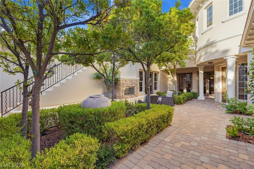 12056 Royal Dolnoch, Las Vegas, NV 89141