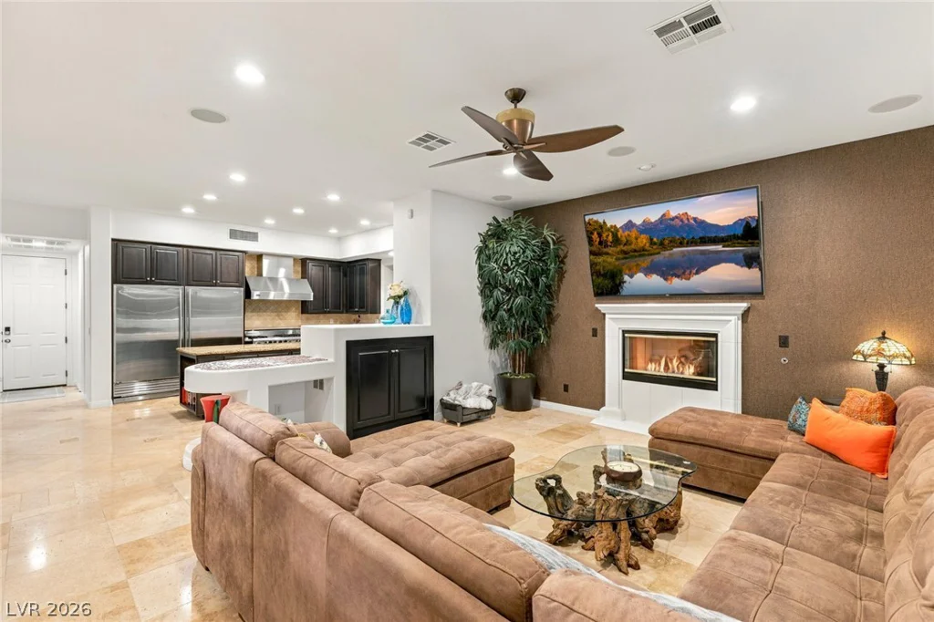 12056 Royal Dolnoch, Las Vegas, NV 89141