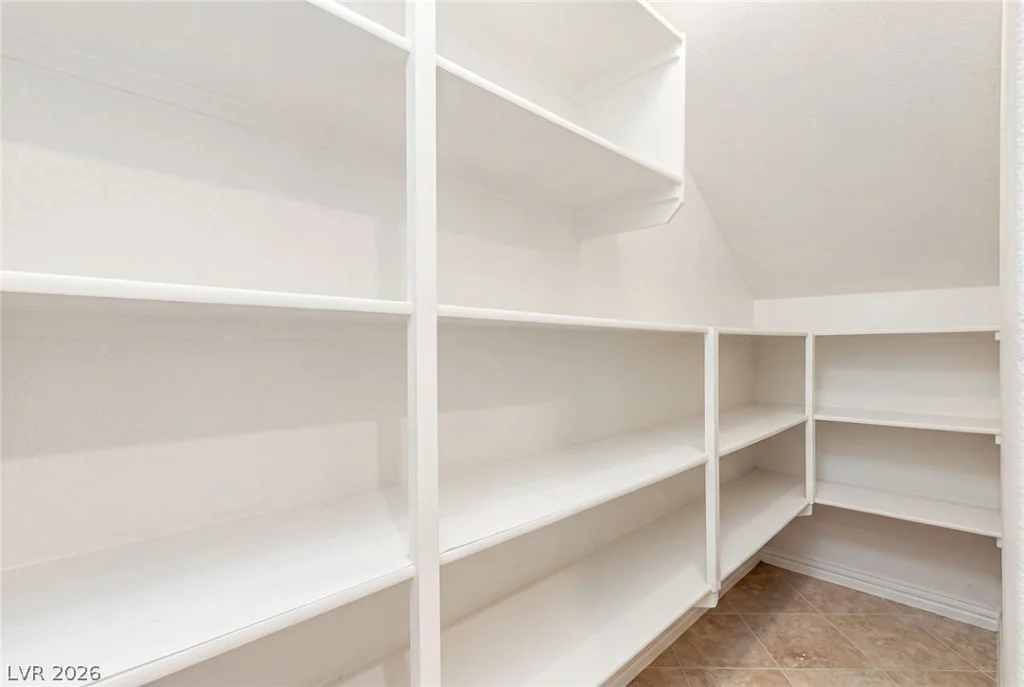 12056 Royal Dolnoch, Las Vegas, NV 89141